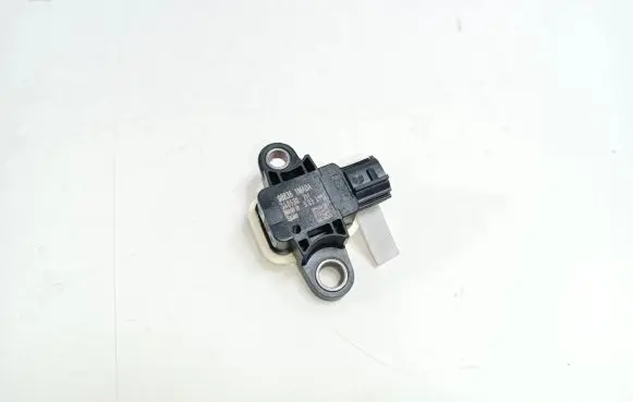 Nissan Navara D23 Airbag deployment crash/impact sensor 988361MA0A