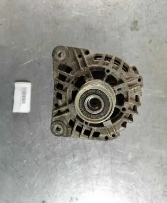Renault Kangoo I Generator/alternator 8200537415