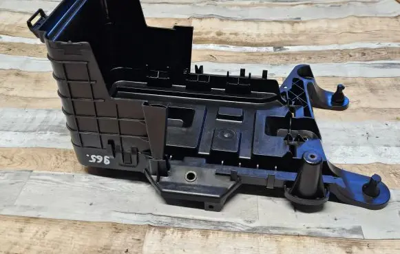 Battery tray