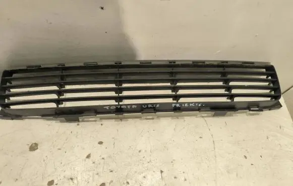 Toyota Auris 150 Dash center air vent grill TY3601A