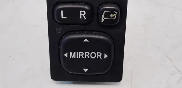 Toyota Avensis T250 Wing mirror switch 183575 769747B