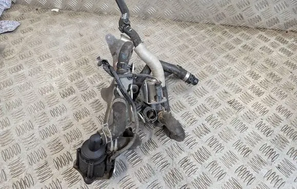 Volvo V60 Electric auxiliary coolant/water pump 31368312