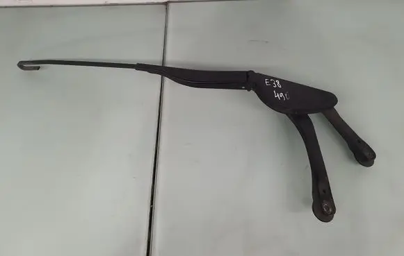 BMW 7 E38 Front wiper blade arm 61618352020
