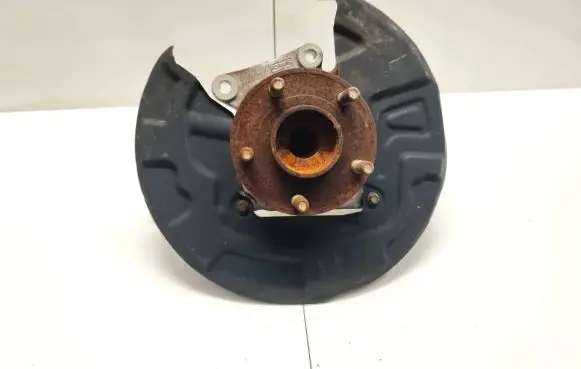 Ford Fusion II Rear wheel hub dg8g5b758a