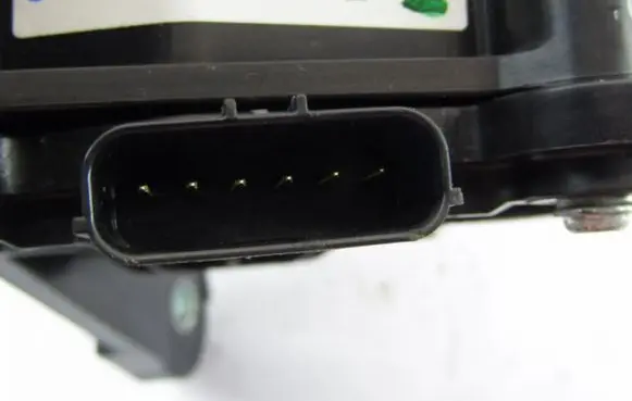 Honda CR-V Accelerator throttle pedal JM14B