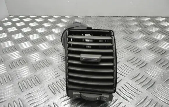 Renault Laguna II Rear air vent grill A1068601 T5471