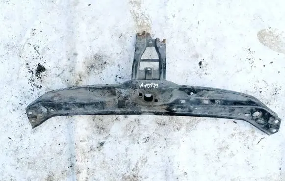 Renault Clio II Radiator support slam panel