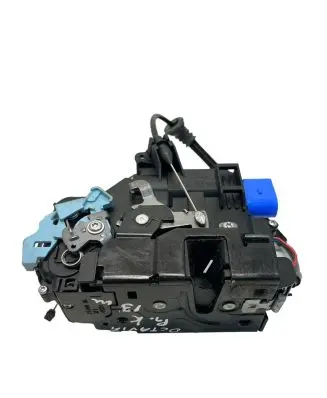 Skoda Octavia Mk2 (1Z) Front door lock 3D1837015AP A02740