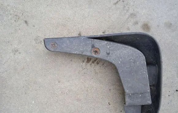 Hyundai Santa Fe Front mudguard 