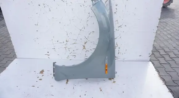 Ford Mondeo Mk III Fender
