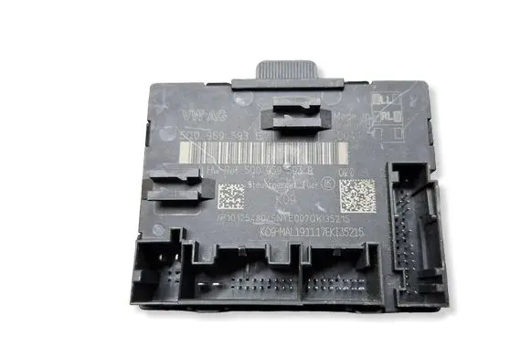 Volkswagen PASSAT B8 Door control unit/module 5Q0959593E 5Q0959593B