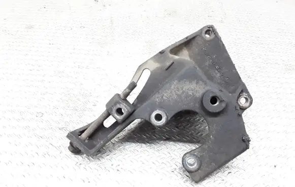 Subaru Legacy Generator/alternator belt tensioner