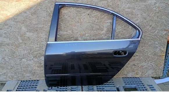 Peugeot 607 Rear door 