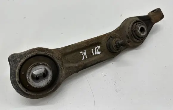 Mercedes-Benz E W211 Front lower control arm/wishbone