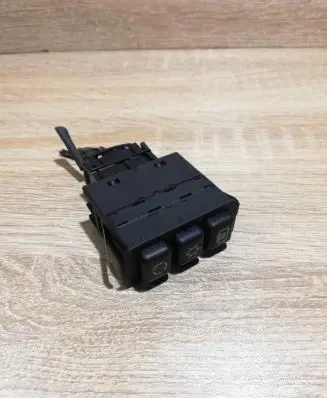 BMW 5 E34 Climate control unit 1384481 3840900