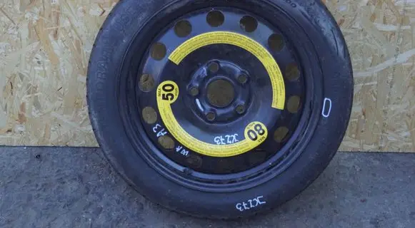 Volkswagen Golf V R16 spare wheel 1K0601027F