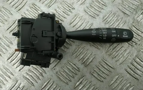 Toyota Yaris Wiper speed switch 173647