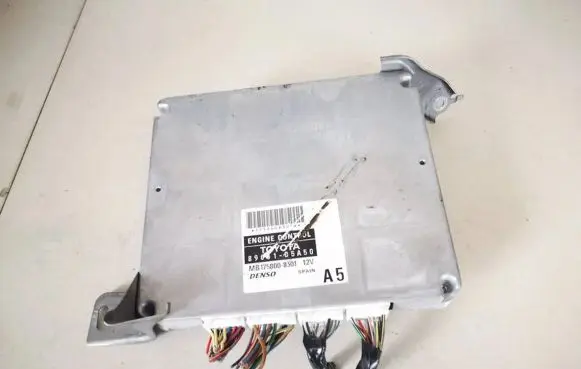 Toyota Avensis T250 Engine control unit/module mb1758008301 mb175800-8301