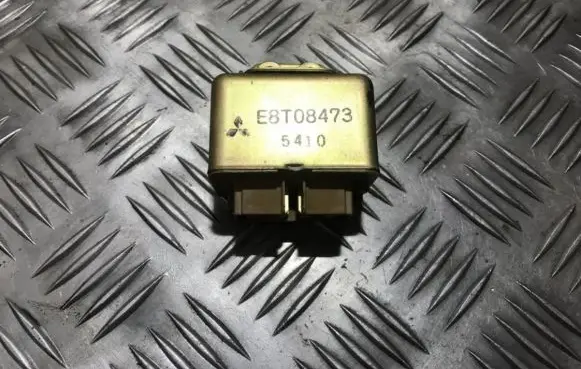 Mitsubishi Carisma Other relay e8t08473 5410