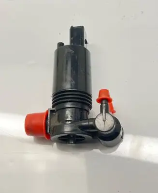 Jaguar I-Pace Windscreen/windshield washer pump 1054380001 847709 17120C