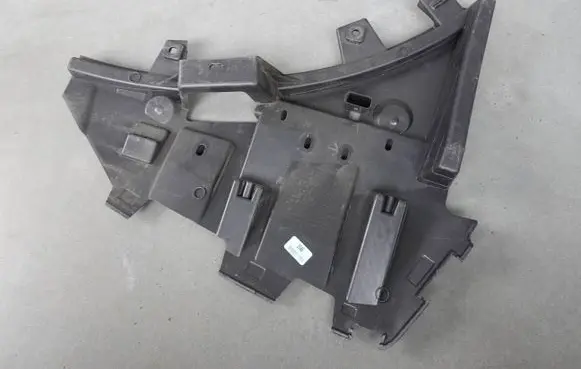Citroen DS7 Crossback Front bumper mounting bracket 9844613780
