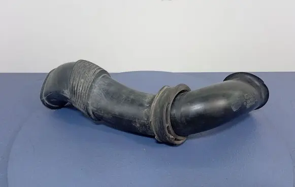 Porsche Cayenne (9PA) Air intake hose/pipe 7L5129752