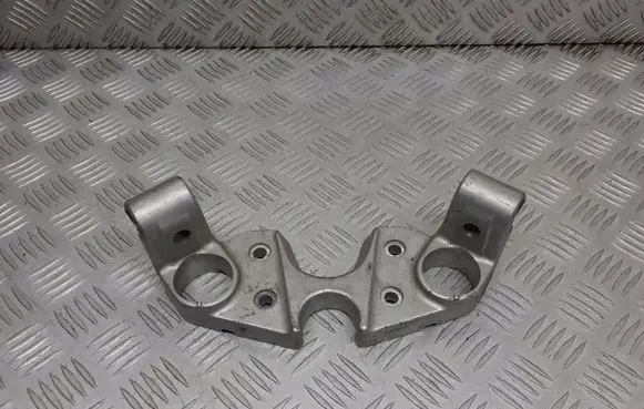 AC ME Steering rack mounting bracket 