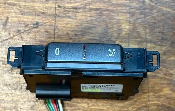 Volkswagen Phaeton Air circulation switch 3D0919815N 901512270001 919815N
