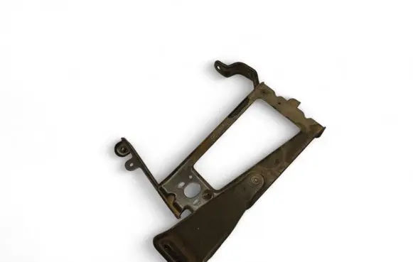 Audi Q7 4M Radiator support slam panel bracket 4M0121261R