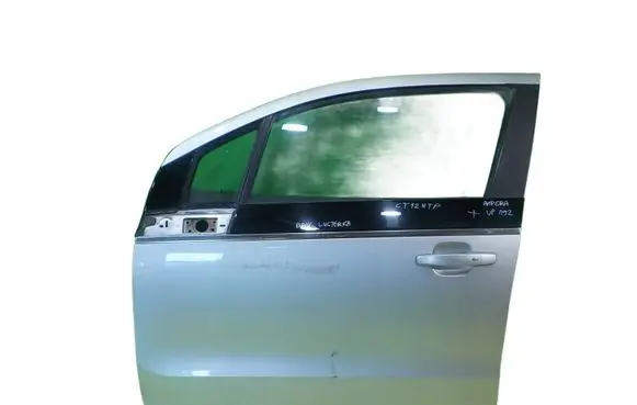 Opel Ampera Front door PRZOD LEWE