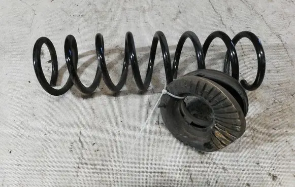 Volvo V40 Rear coil spring