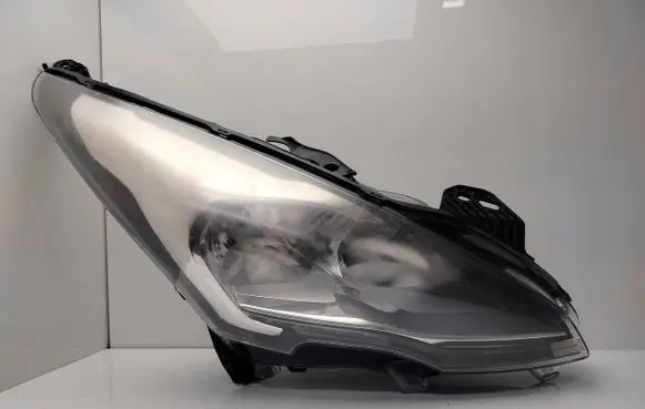 Peugeot 5008 Headlight/headlamp 