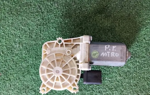 Dodge Nitro Front door window regulator motor