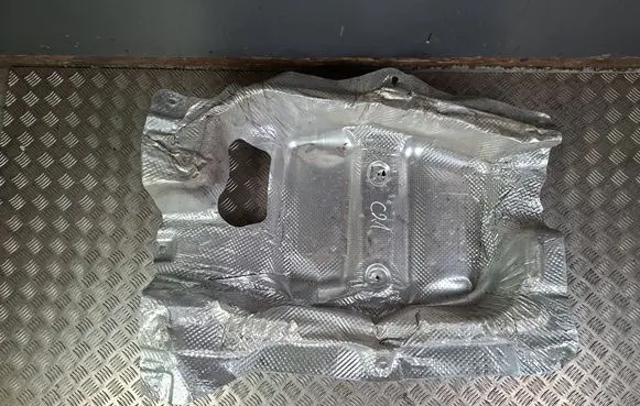 Chrysler Pacifica Heat shield in engine bay 68477638AA 19386B