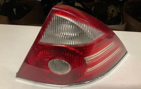 Ford Mondeo Mk III Rear/tail lights 6S711340A 3S711340A