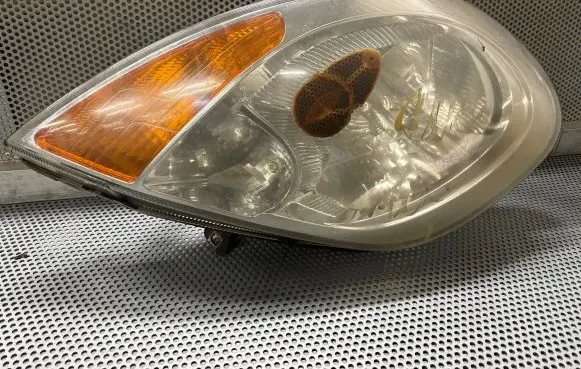 Renault Trafic II (X83) Headlight/headlamp 8200701361 93859832