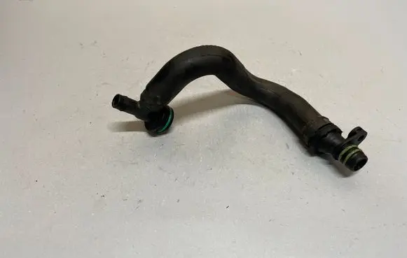 Volkswagen Golf Sportsvan Breather hose/pipe 04E103202F