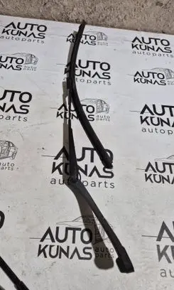 Mercedes-Benz E W212 Headlight wiper blade set A2128201744