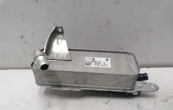 BMW 4 F32 F33 Engine oil radiator 8514515