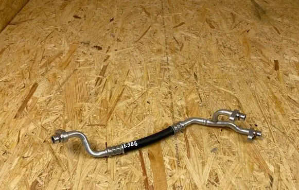 Renault Zoe Air conditioning (A/C) pipe/hose 924467761R