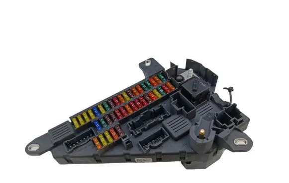 BMW 5 E60 E61 Fuse module 9138830