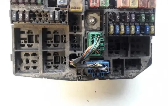 Ford Mondeo Mk III Fuse box set 1s7t14a390aa 7154-4755