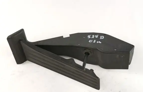 BMW 5 E39 Accelerator throttle pedal 3540676248001 6769480 25916010