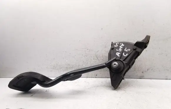 Audi A6 S6 C5 4B Accelerator throttle pedal 8D2721523E