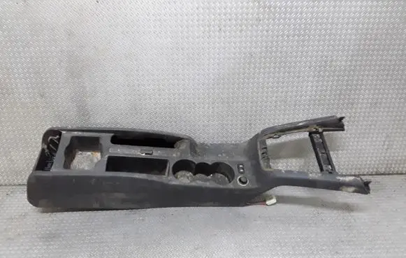 Skoda Octavia Mk2 (1Z) Center console