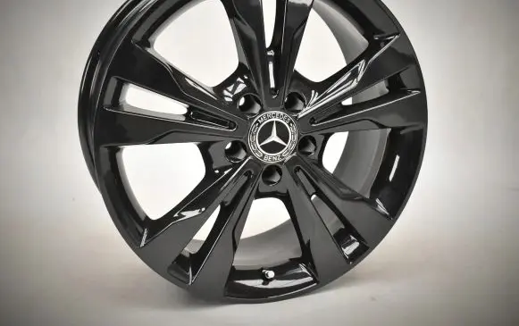 Mercedes-Benz Vito Viano W447 R18 alloy rim A4474014400