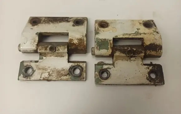 Front door hinge set