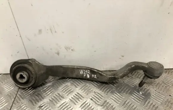 Mercedes-Benz E W212 Front lower control arm/wishbone A2121232016