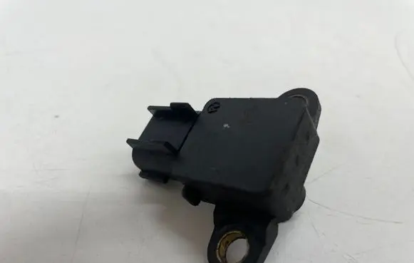 Opel Zafira B Air pressure sensor 24426679