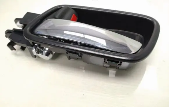 Honda CR-V Front door interior handle 